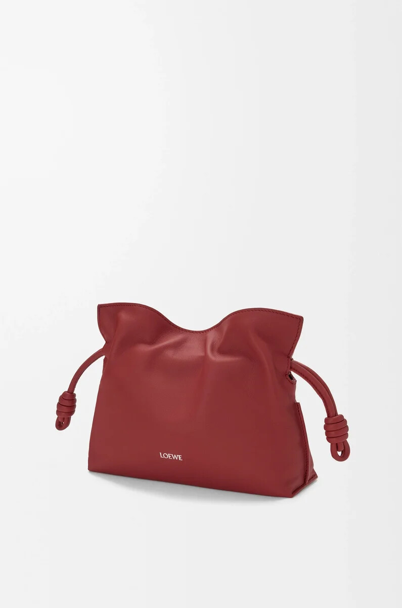 mini flamenco clutch aus nappa-kalbsleder in gebranntem rot