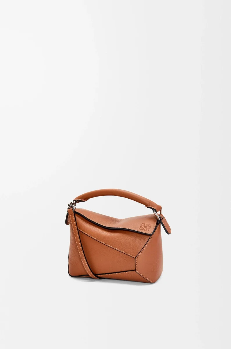 mini puzzle edge tasche aus klassischem kalbsleder in hellbraun