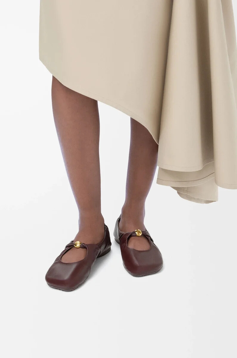 pebble soft ballerina aus burgunderrotem nappa-lammleder