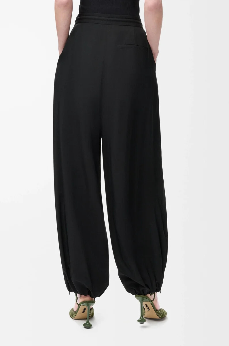 hose aus funktionsgewebe schwarz