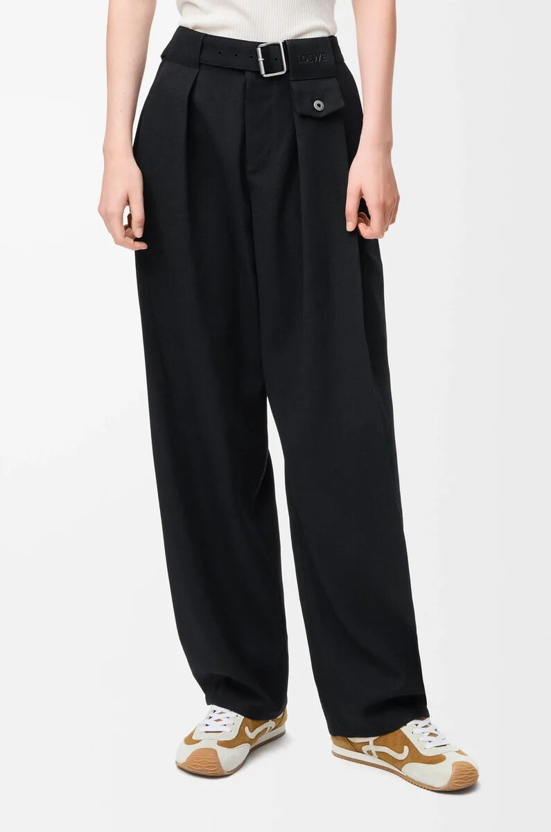 schwarze wollhose