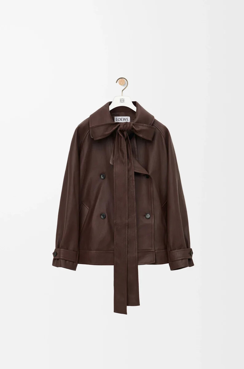 bow-jacke aus nappa-lammleder in dunkler schokolade