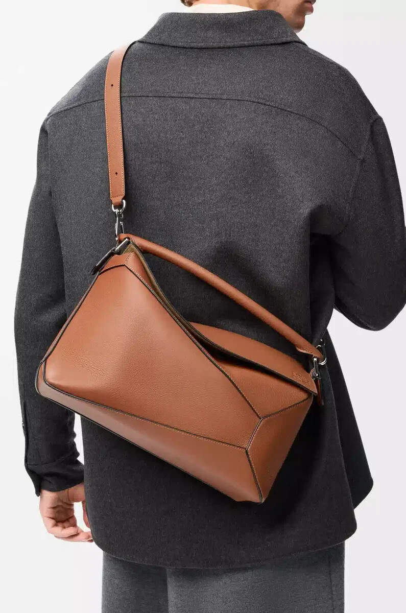 große puzzle edge tasche aus klassischem kalbsleder in hellbraun
