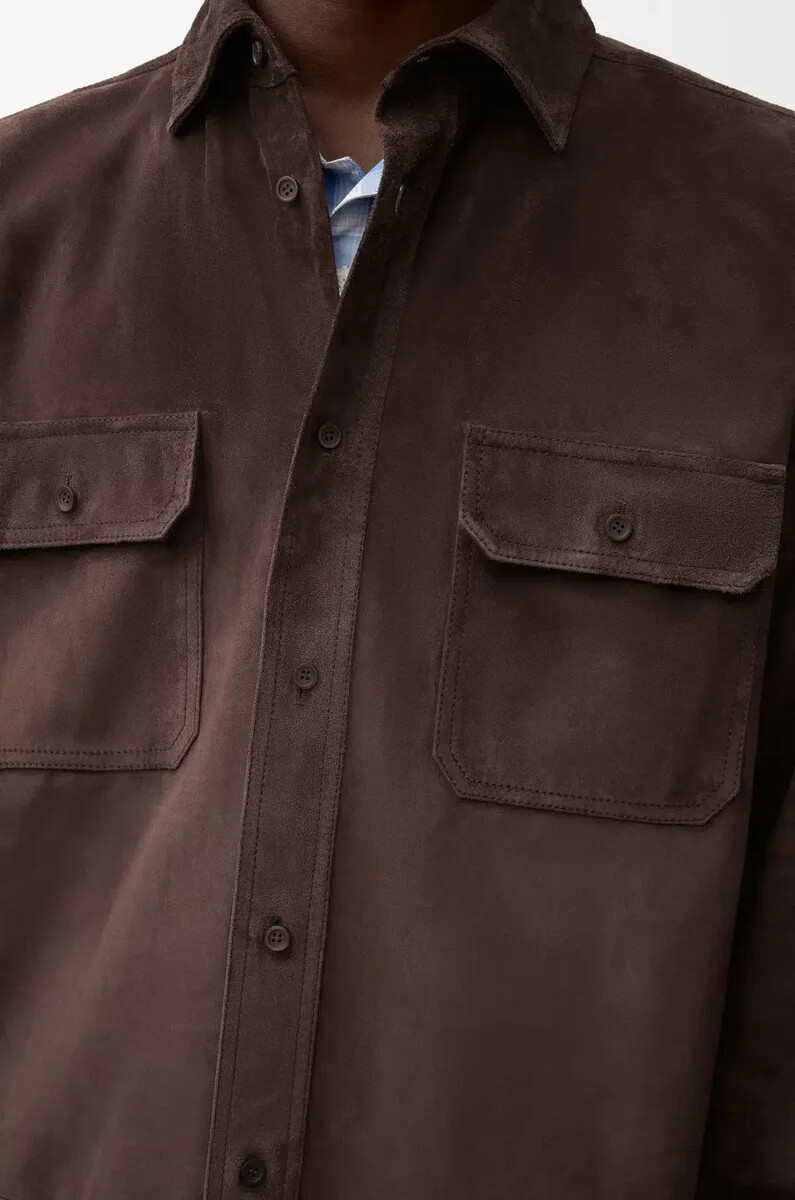 overshirt aus dunkelbraunem kalbsveloursleder