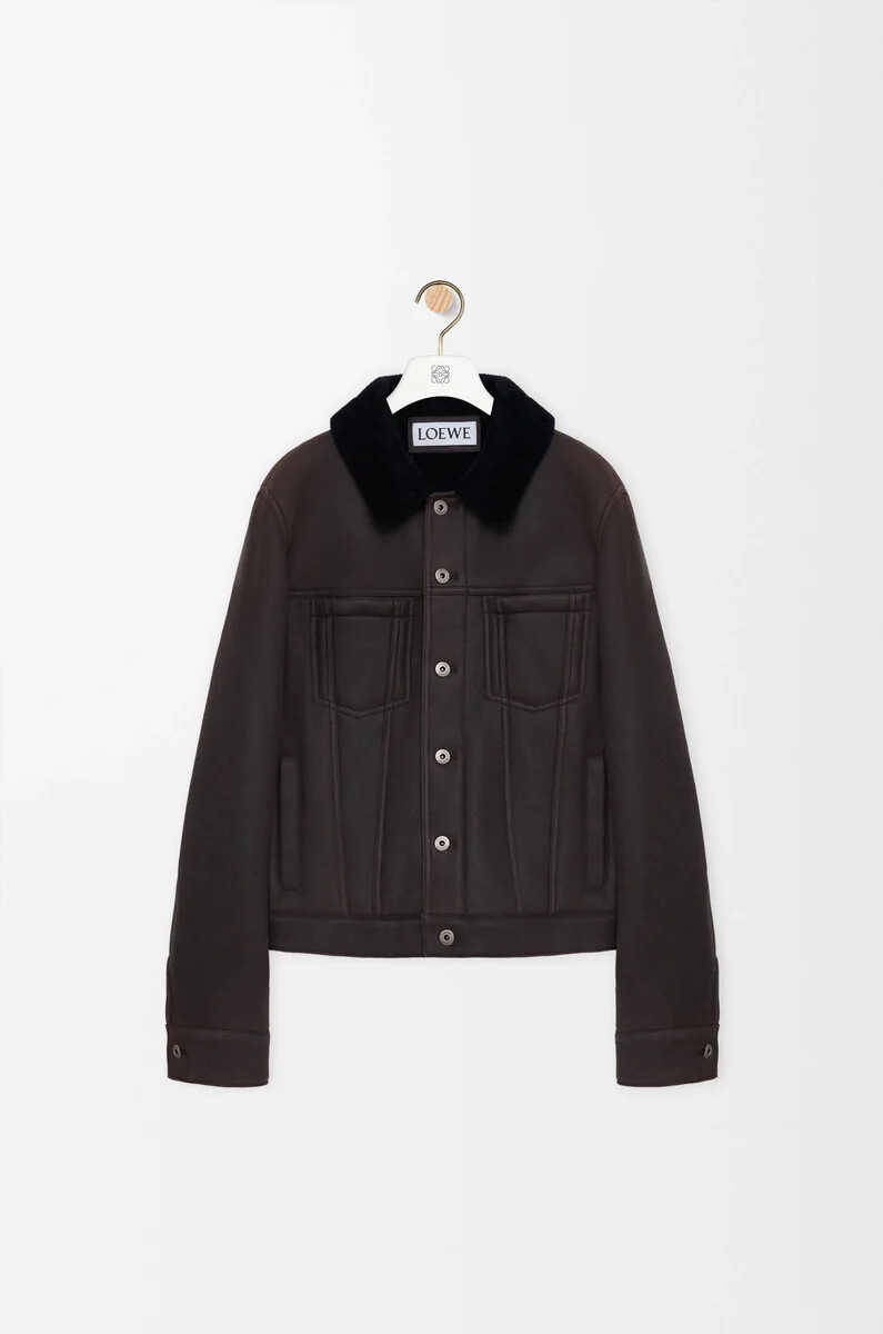 truckerjacke aus shearling in braunmarineblau